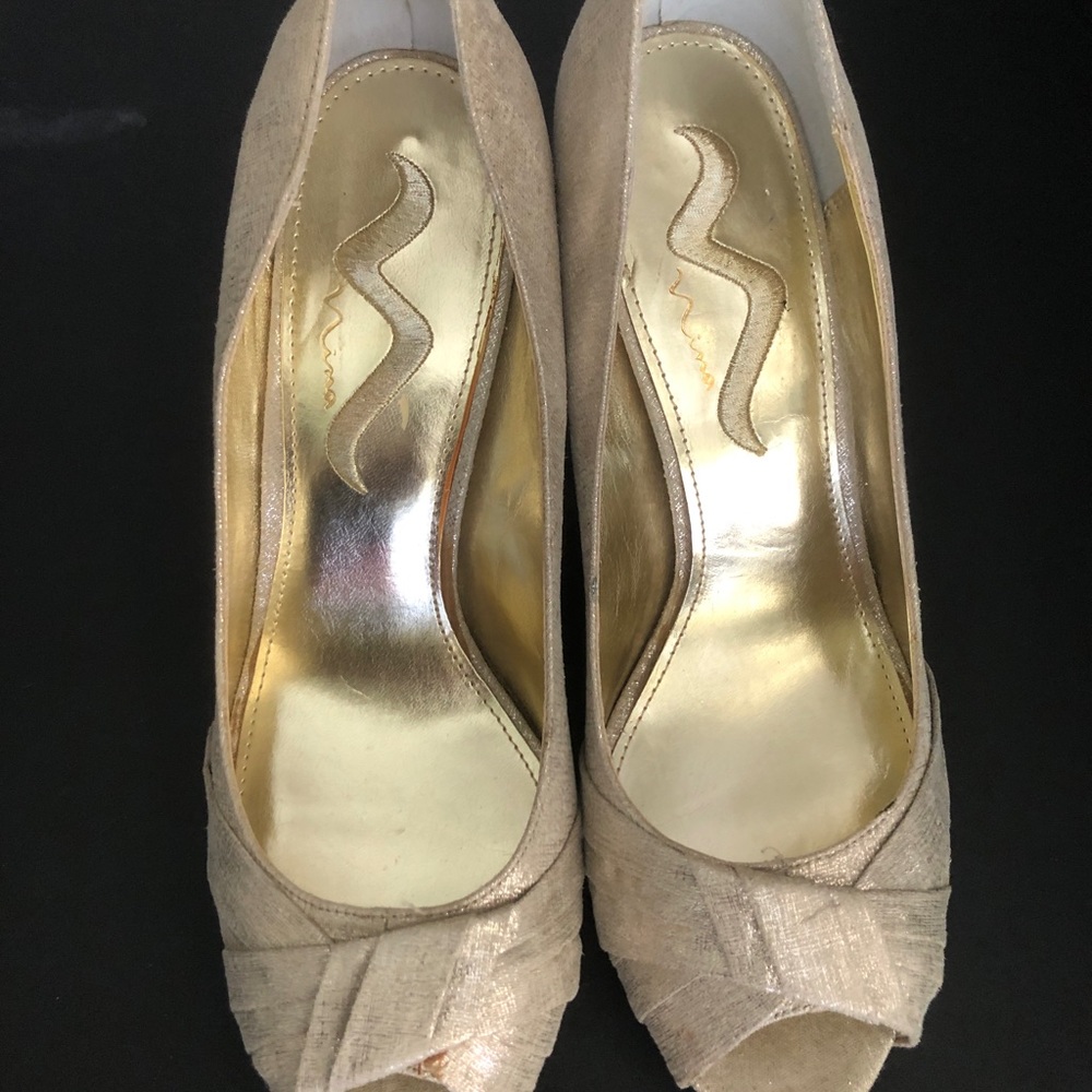 Soft Gold metallic heels with pleated crossed open toe.
